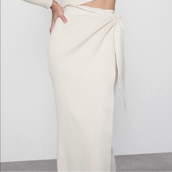 NWOT Zara knit wrap midi skirt - Picture 2 of 6